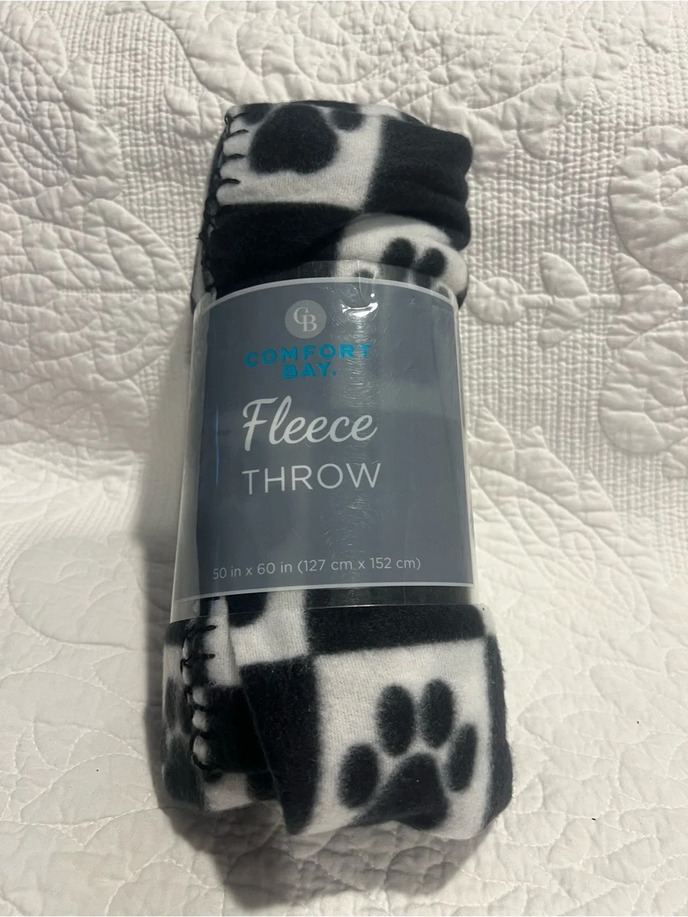 Comfort Bay Fleece Throw Blanket Black & White W/Pawprints Decor Soft 50X60”